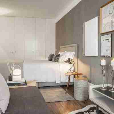 DESIGN HOUSE OLD TOWN | BALCONY | AIRCO | RIBEIRA Rooms