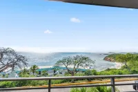 Ocean View, Spacious Condo next to Pool - WiFi