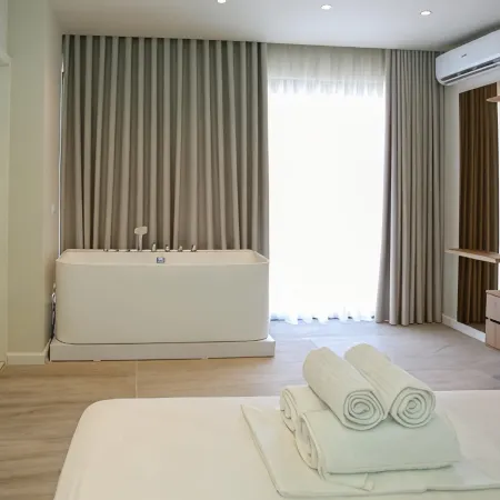 ReiVal Hotel