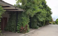 เดอลุกซ์รีสอร์ทพิษณุโลก - รีสอร์ท