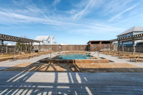 Charming Carlton Landing Single Story Home Steps Away from TownCenter - The Nest - 4-Star
