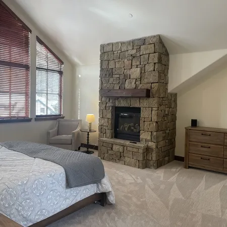Spacious Sun Valley Retreat - Hot Tub + Walk to River Run & Downtown