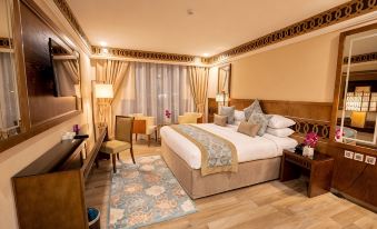 Violet Al Azizia Hotel