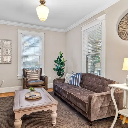 Nooga Nest - Charming 4BD, 2BA - 8 Mins From Downtown