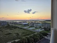 Top floor condo in N. Topsail Beach. Views of the beach & Intracoastal Waterway! - Beach