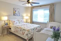 Cliff’s End • Ski & Golf Views • Fire Pit • Game Room - 4 estrellas