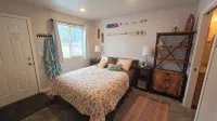 ❤ Bed & Breakfast Nook ❤ Fenced Yard ❤ Hot Tub ❤ Heated Floors ❤ Pet Friendly ❤ - Wifi