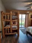 Finlayson Log Cabin on 10 Acres - Familien