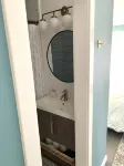Cozy Carriage House in Downtown Forest City! - Wi-Fi