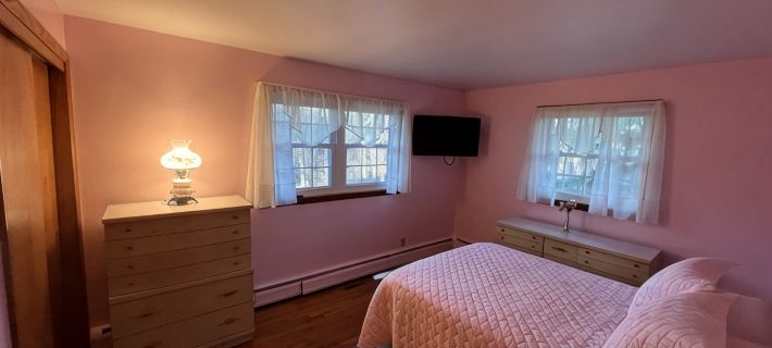 1959 Mid-Century Retro Home on 5 acres Hotels in Mercer County