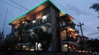 Bandengan Beach Hotel - Beach