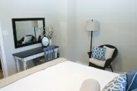 Walk .4 Miles to Texas A&M Campus and Aggie Park, Private Entry /Covered Parking - Apartments