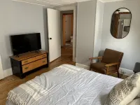 Spacious house in the heart of Marquette. - 4-Star