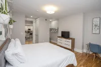 Secluded & Spacious 1BR Condo – Central in OTR - Alloggi