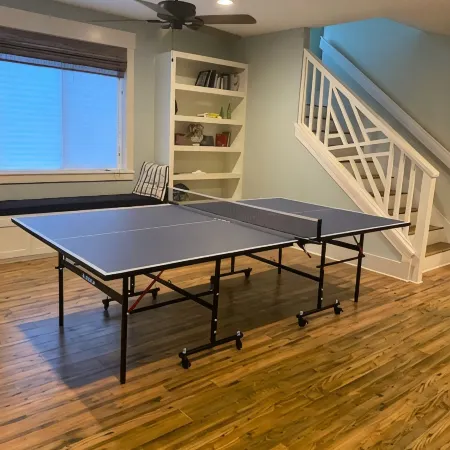 Condor Nest-private home-walk to downtown & the water! New heated POOL!