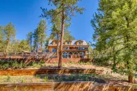 Spacious cabin in the woods w/ a private hot tub, deck, & fireplace  SUV  needed - シャレー