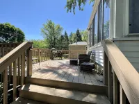 Cozy Family Cottage 2 Bed, 1 Bath Near Lake Michigan Fun and Wine Country - 4-Star