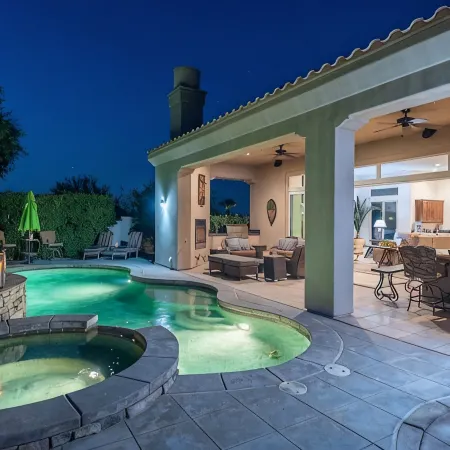 Spectacular Views on Greg Norman/PGA West and Play the Course Your Staying on.
