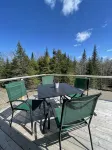 Downeast Retreat: Private Acreage, Contemporary Design & Easy Beach Access - Homestays