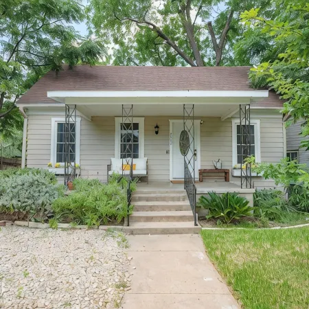 The Wilson House - Central Waco