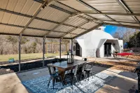 Dome House on Bear Creek - Hot Tub - 20 acres of Bear Creek Frontage - Secluded - 4-Star