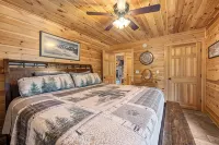 4th of July Weekend Still Open! Come Stay and Enjoy Bridgton Comm Celebration! - Wifi