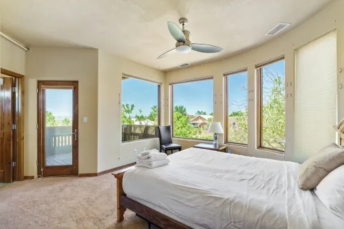 " Santa Fe Style" 4Bedrooms, Hot Tub and Pets Welcome, 5G Fiber WiFi ! - อ่างจากุชชี่