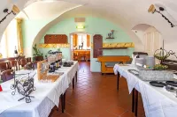 Schwarzacher Hof in Niederbayern - Aamiainen