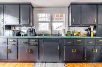 Jungle House Luxury Stays - Downtown Chillicothe - Homestays