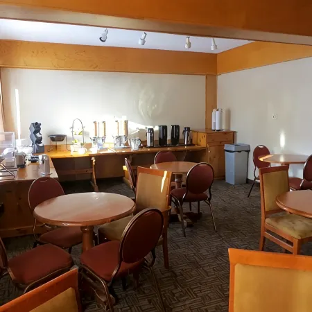 Travelodge by Wyndham Thunder Bay