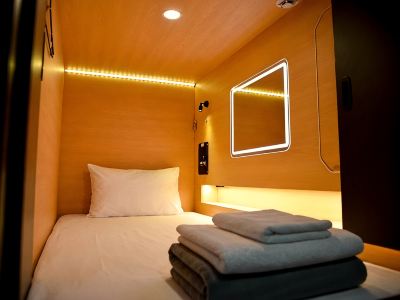 OWNLY CAPSULE HOTEL