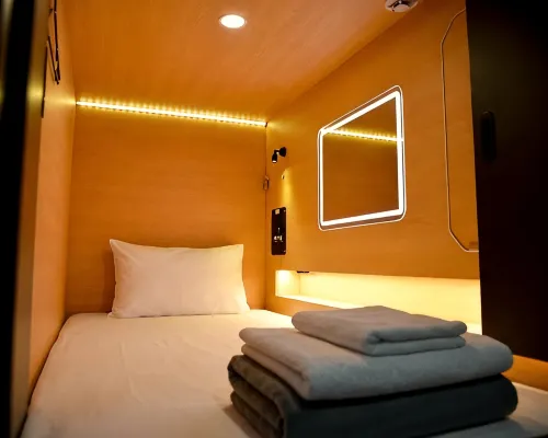 OWNLY CAPSULE HOTEL โรงแรมใกล้โรงเรียนเทพศิรินทร์