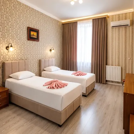 Khayatt Inn Hotel
