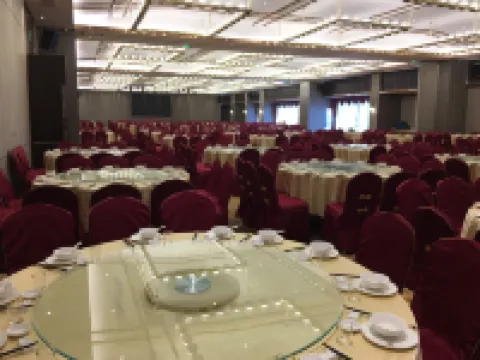 Monarch Hotel Hotels in Luoyuan