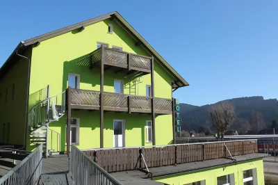 Action Forest Hotel - Kletterwald - Lasertag - nähe Badeparadies