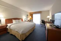 Toronto Don Valley Hotel and Suites Hotels near Carmel IPC Toronto - Malayalam Pentecostal Church in Scarborough