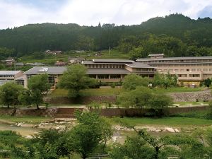 花更紗飯店 （Hotel Hanasarasa ）