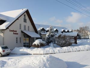 波考鄉村酒店