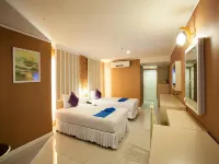 Bay Hotel Srinakarin