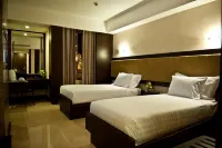 Crown Victoria Hotel Tulungagung فنادق في Tulungagung