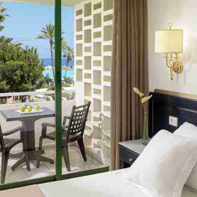 H10 Tenerife Playa Rooms