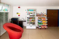 ชายน์ เพลส