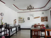 DokPhut Guesthouse