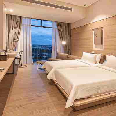Jinhold Hotel & Serviced Apartment Miri Rooms