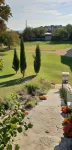 Domaine de Bourgville Hôtels à : Monts-sur-Guesnes