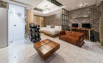 Daegu J Hotel - Housity