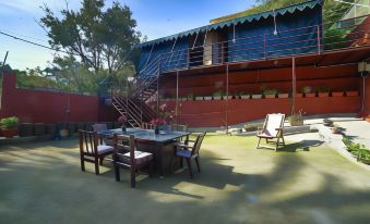 Hotel Marigold Mount Abu with Swimming Pool