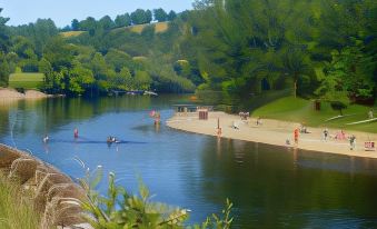 1 Logis à Domme - Piscine & Spa