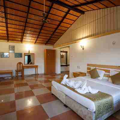 Gir Lions Paw Resort with Swimming Pool Rooms