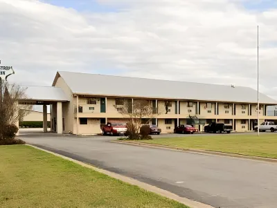 Bastrop Inn Hotel a Smithville